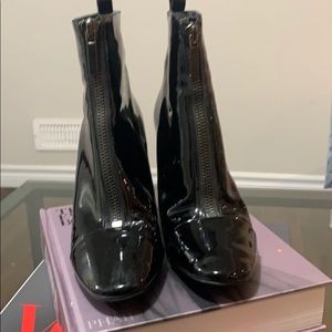 Ladies Kylie & Kendall Patent Booties